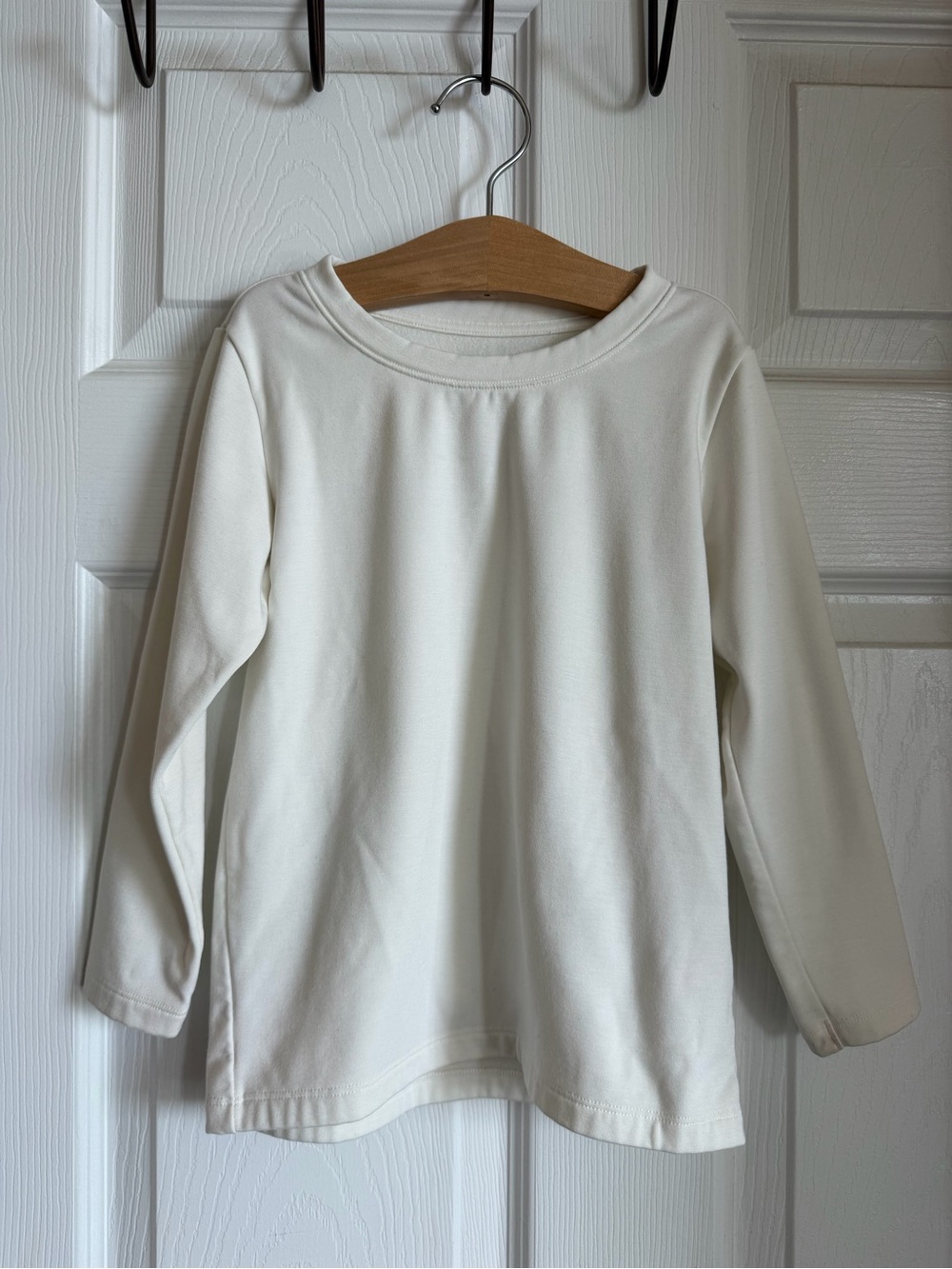 Uniqlo Kids Heattech Ultra Warm Long Sleeve Crew Neck Top - Size 3-4Y
